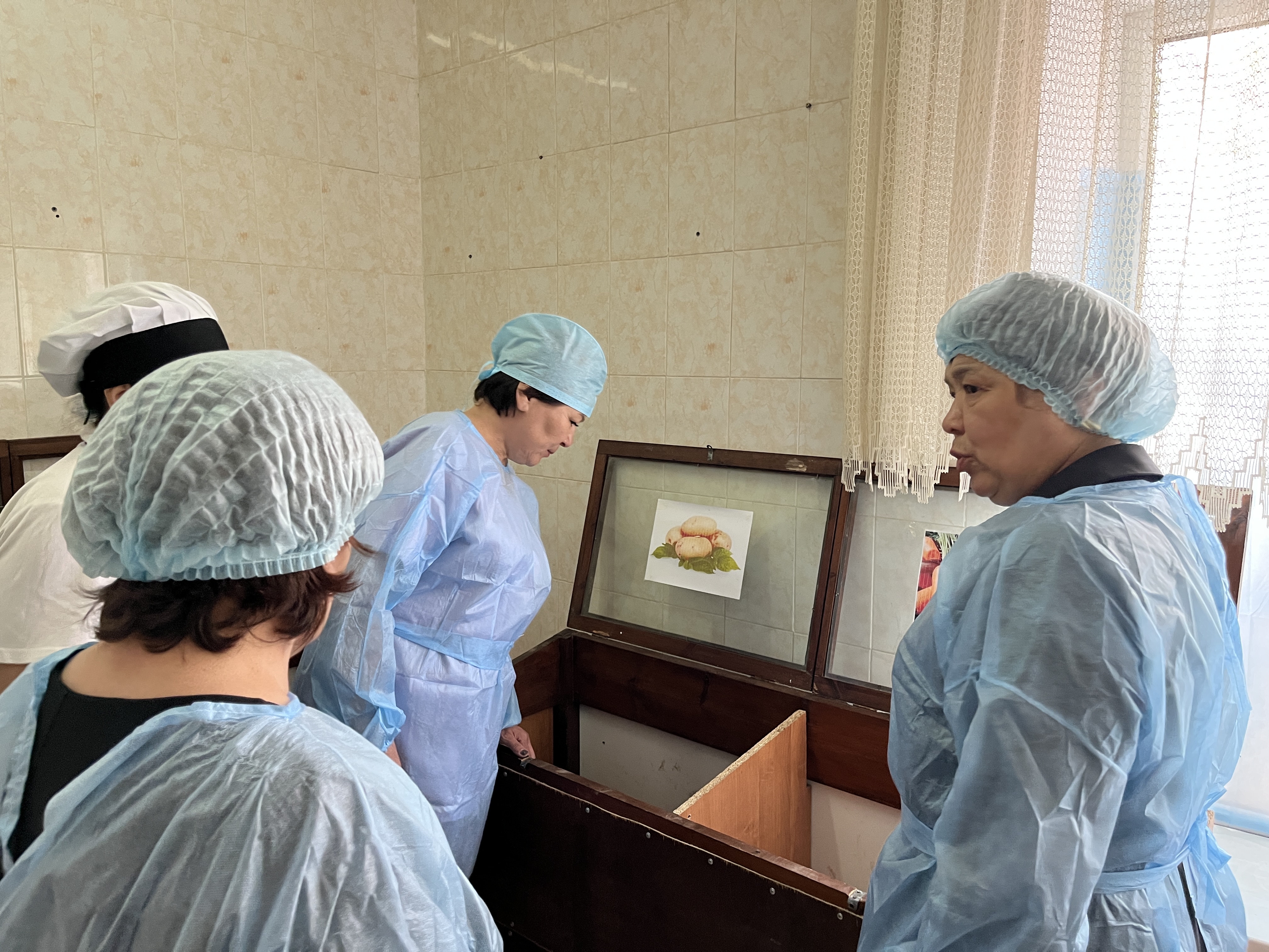 Тамақтану сапасына мониторинг жүргізу жөніндегі комиссия отырысының